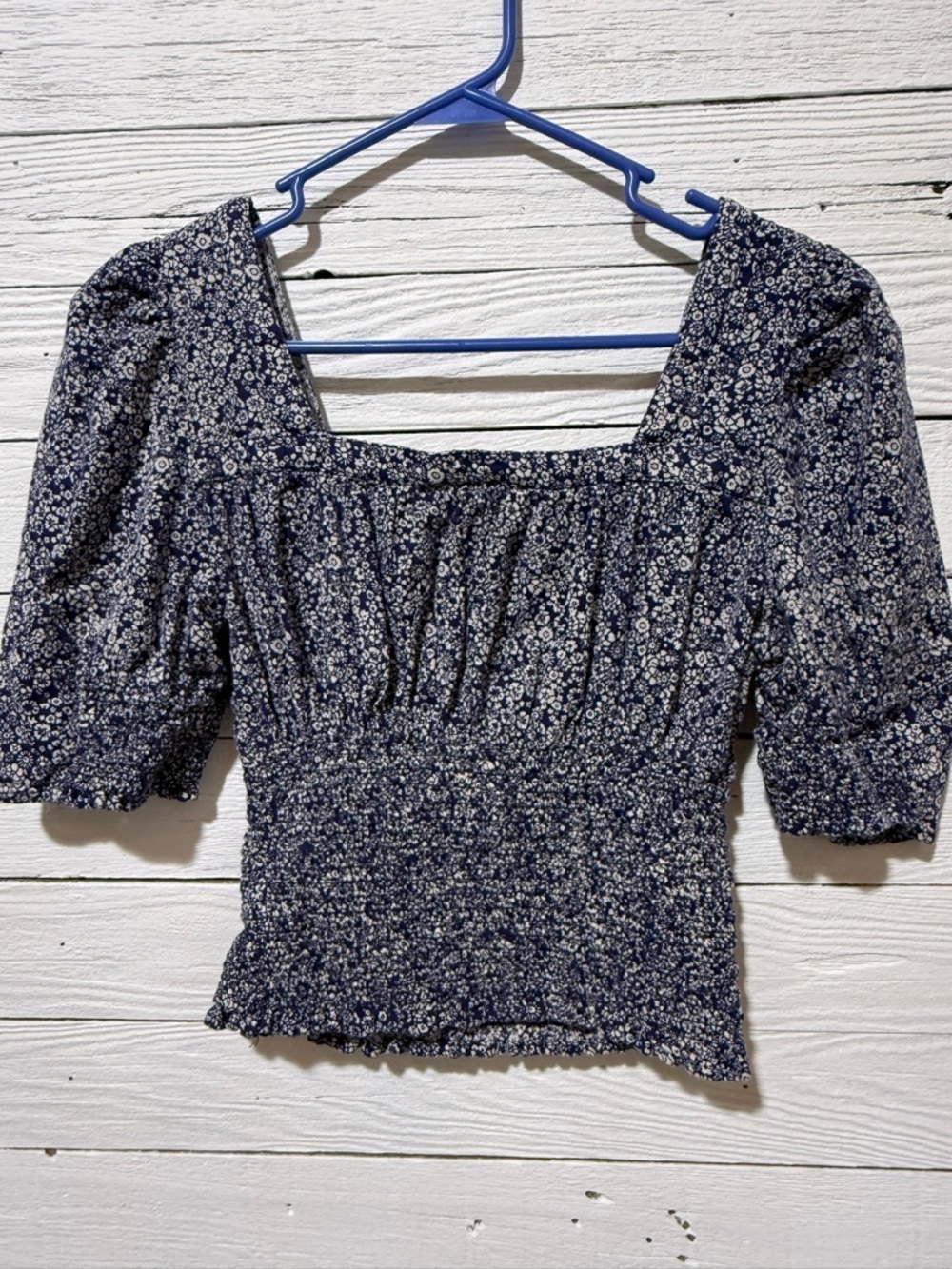 Universal Thread Navy Floral Smocked Square-Neck Crop Top - Picture 6 of 6